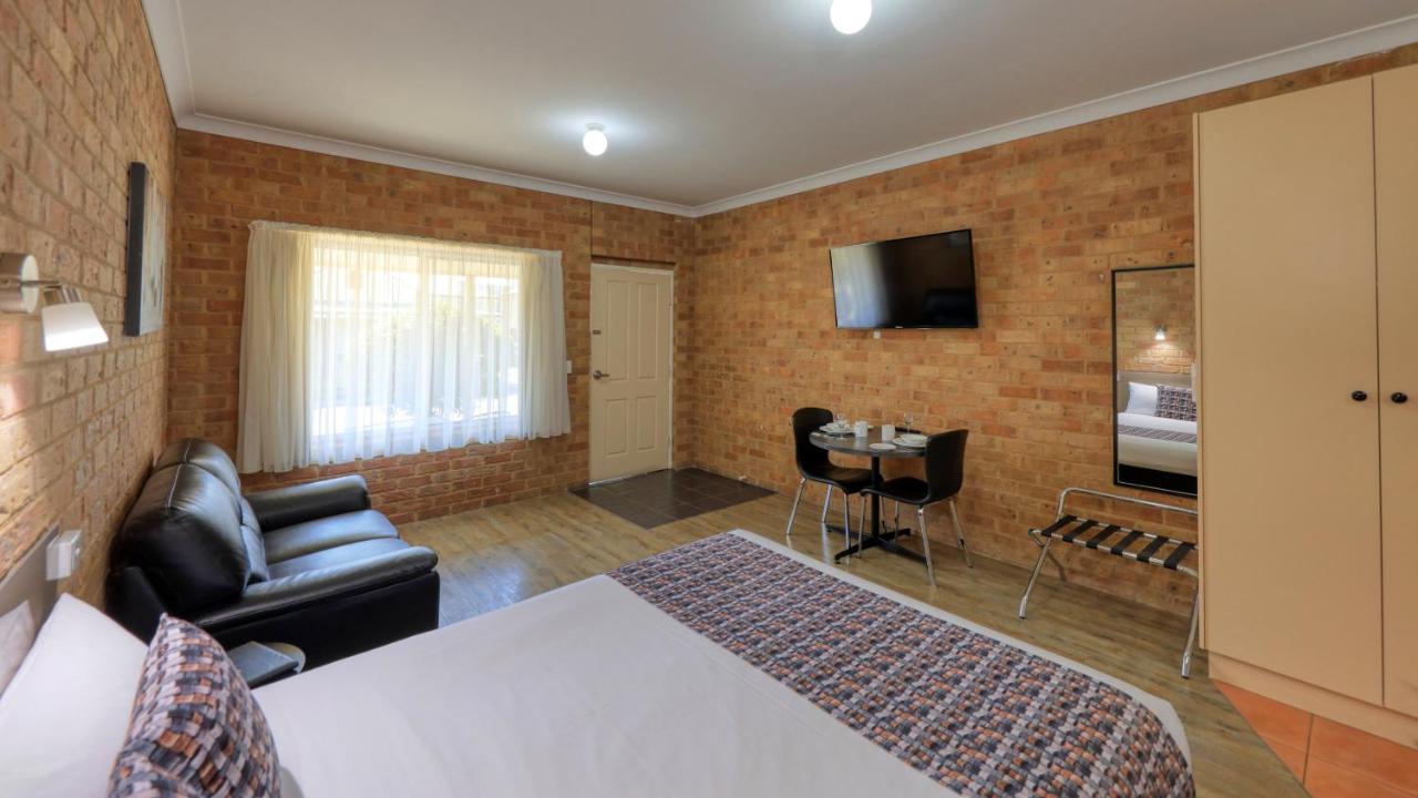 Bridges On Meninya Motel & Apartments Moama Kültér fotó