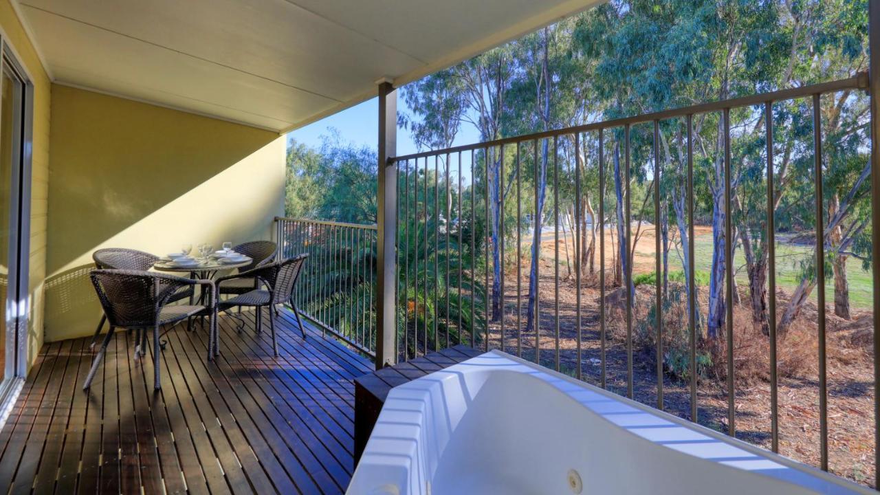Bridges On Meninya Motel & Apartments Moama Kültér fotó